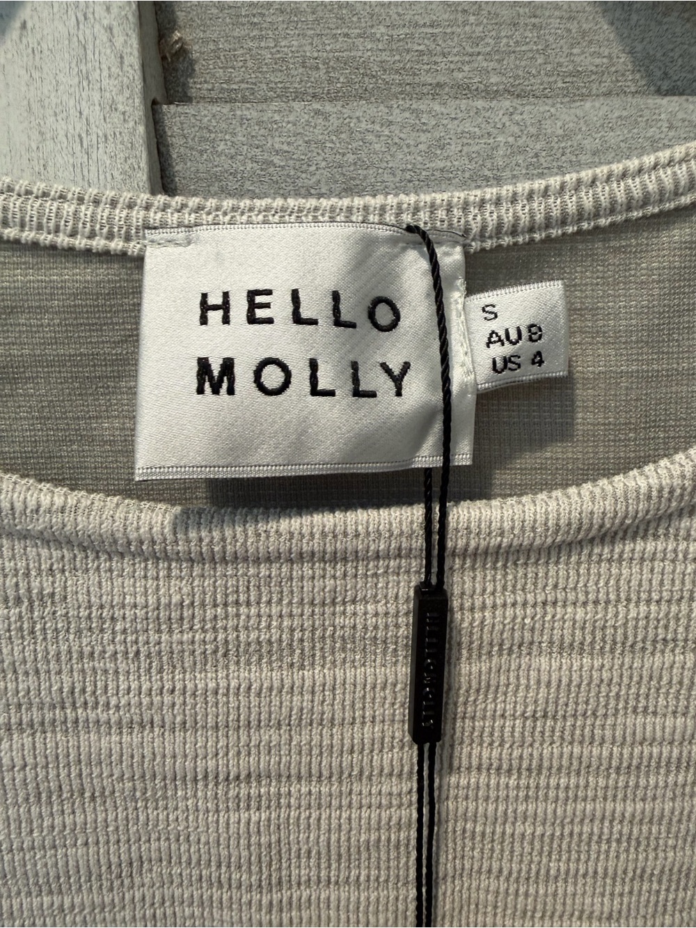 NWT Hello Molly Light Gray Tie-Front Long Sleeve Dress, Small/4 - Picture 8 of 9